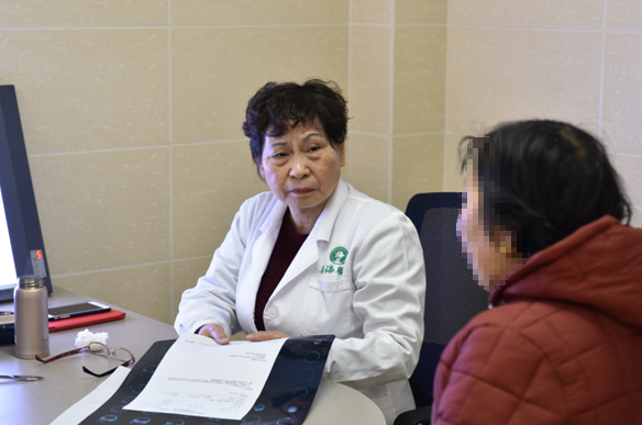 <a href='http://www.sararz.com/a/1811.html' target='_blank'><u>丁素菊</u></a>