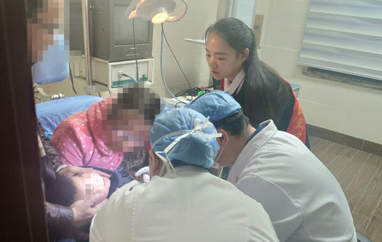 鼻孔异物-sararz口腔科