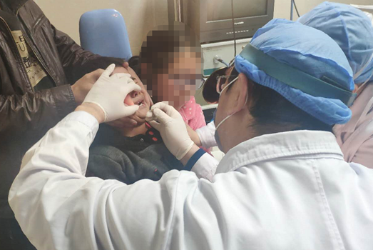 鼻孔异物-sararz口腔科