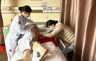 生命暖光｜当70岁车祸患者说＂我是个废人＂时，我们这样改写她的故事